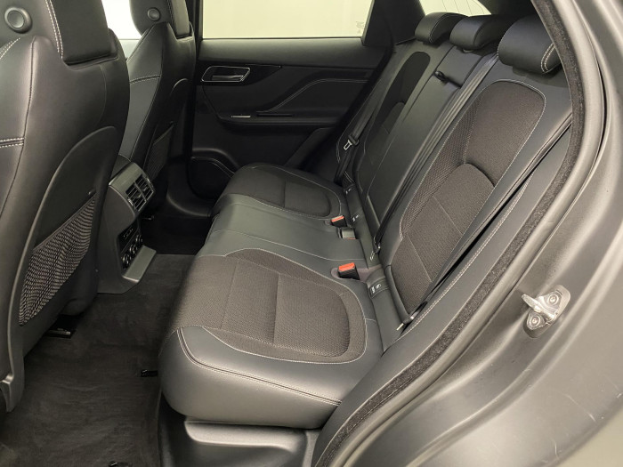 Jaguar F-Pace 25d R-SPORT AWD AUT CZ 2.0 d Sport