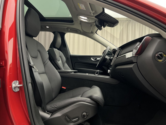 Volvo XC60 T6 AWD RECHARGE PLUS DARK AUT