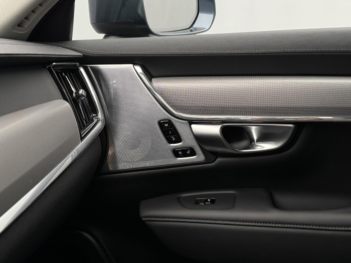 Volvo V90 CC B5 AWD ULTIMATE AUT 1.maj 2.0 CC CC