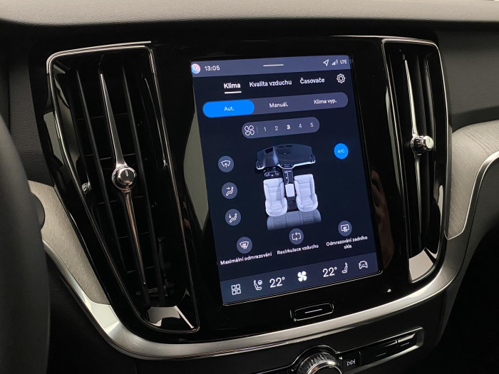 Volvo V60 B4 AUT DARK PLUS