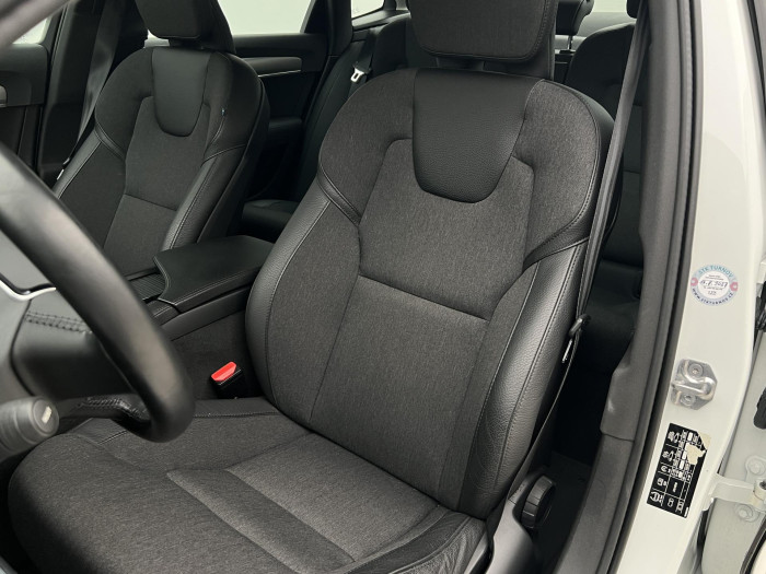 Volvo S90 T4 MOMENTUM AUT 2.0 Momentum