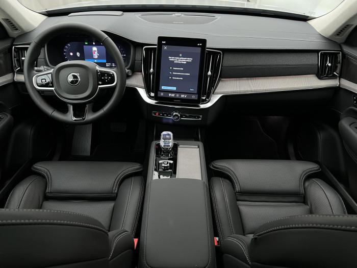 Volvo XC90 T8 AWD RECHARGE ULTRA DARK AUT