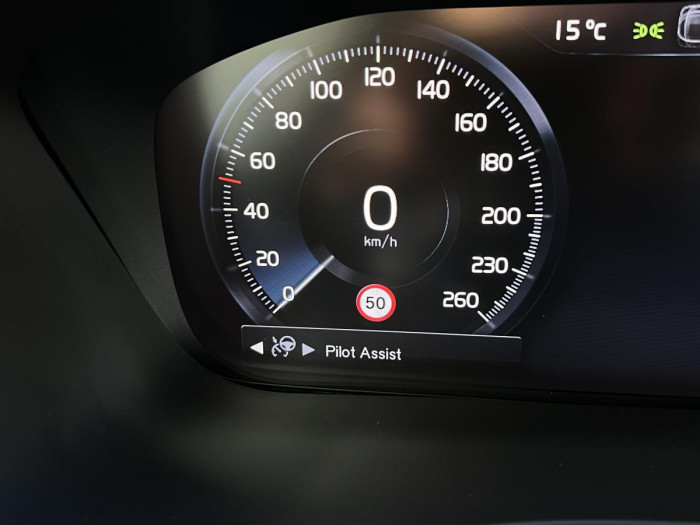 Volvo XC60 T8 AWD R-DESIGN Aut 1.maj.