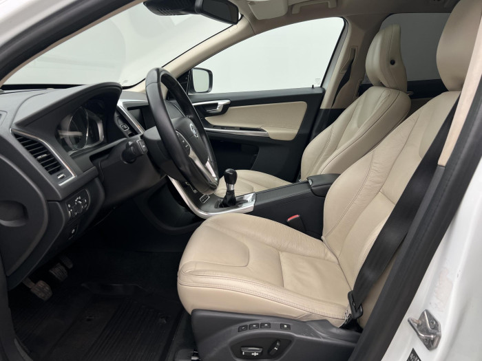 Volvo XC60 D4 AWD SUMMUM 2.4 d Summum