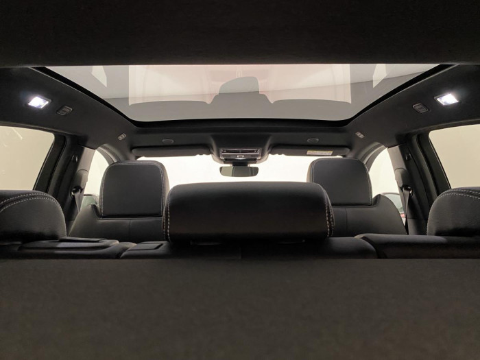 Jaguar E-Pace P250 R-DYNAMIC SE AWD AUT 2.0 Dynamic SE