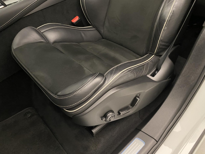 Volvo XC90 B6 AWD R-DESIGN AUT 1.maj 7m