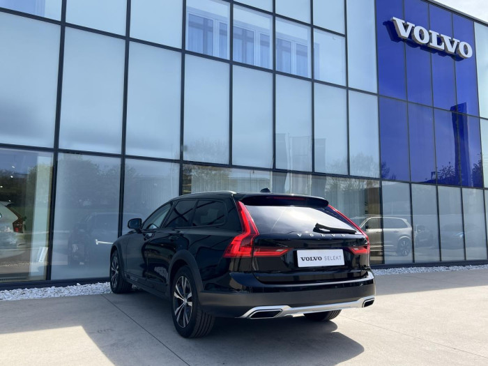 Volvo V90 CROSS COUNTRY D4 AWD Aut 1.maj 2.0 d