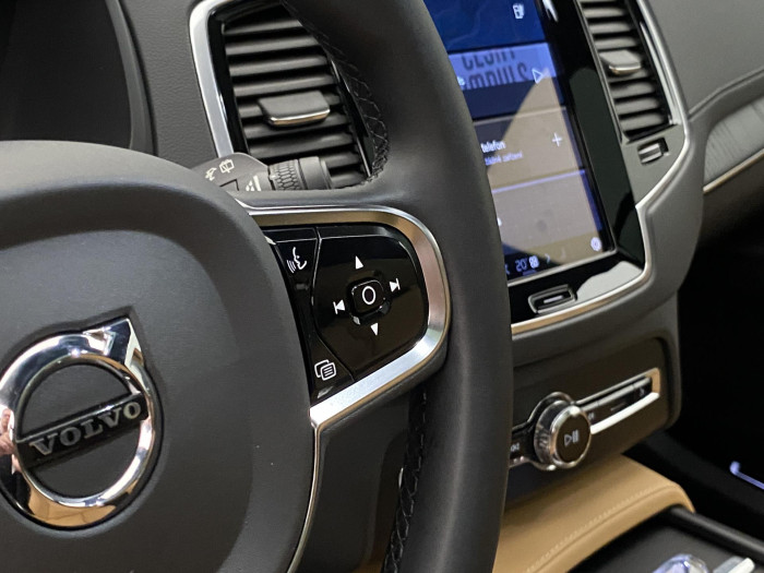 Volvo XC90 T8 AWD ULTIMATE DARK RECHARGE