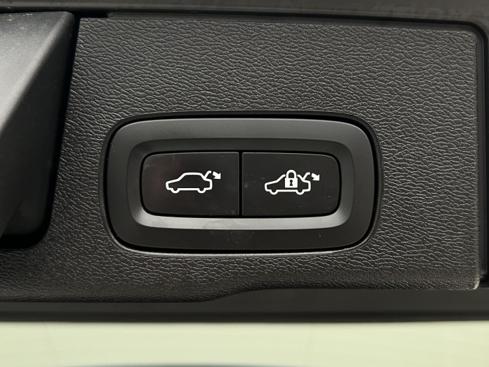 Volvo XC60 D3 MOMENTUM 1.maj. 2.0 d Momentum