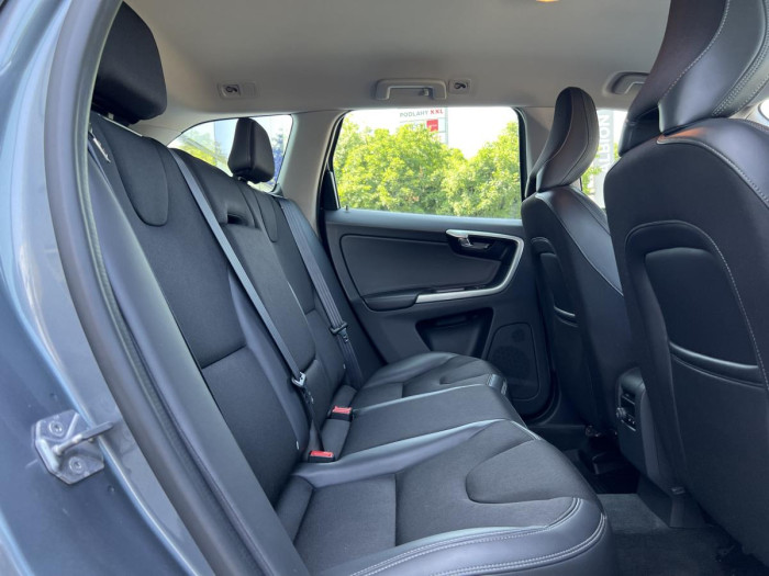 Volvo XC60 D4 AWD MOMENTUM Aut 2.4 d Momentum
