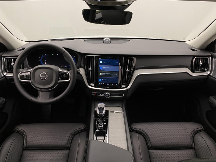 Volvo V60 CC B5 AWD ULTIMATE AUT 1.maj 2.0 CC CC