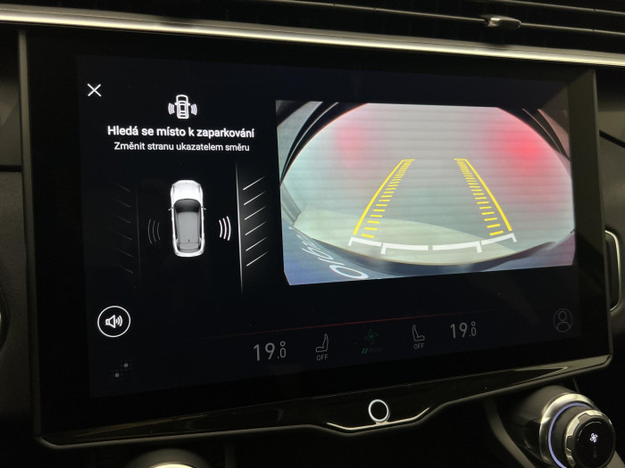 Lynk & Co 01 PHEV DCT AUT