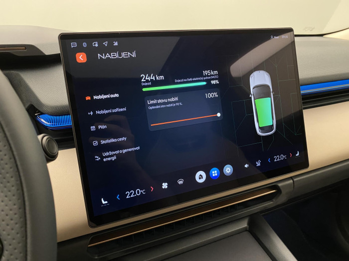 Lynk & Co 08 MORE PHEV