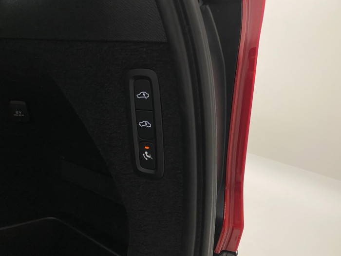 Volvo XC90 B5 AWD R-DESIGN AUT CZ