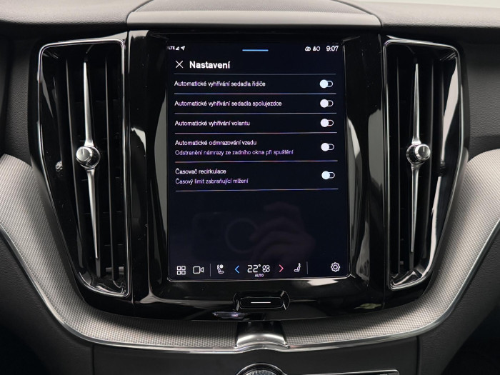 Volvo XC60 B5 AWD BLACK EDITION AUT 2.0 Edition