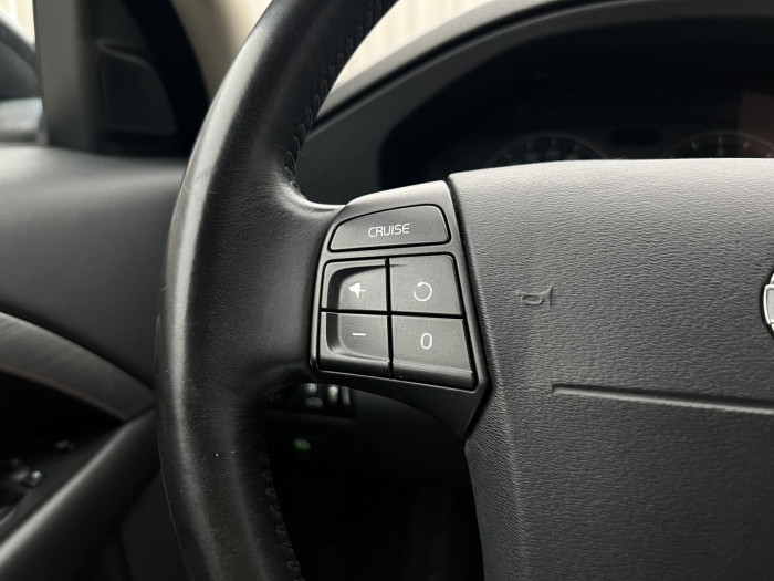 Volvo V70 D5 MOMENTUM AUT 2.4 d Momentum