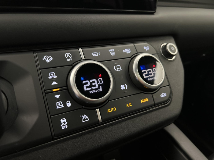 Land Rover Defender 110 P525 V8 CARPATHIAN EDITION 5.0 V8 Edition