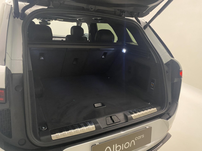 Land Rover Range Rover Sport D300 DYNAMIC SE AWD REZERVACE 3.0 d Dynamic SE