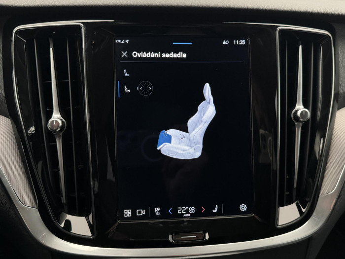 Volvo V60 CC B5 AWD PLUS