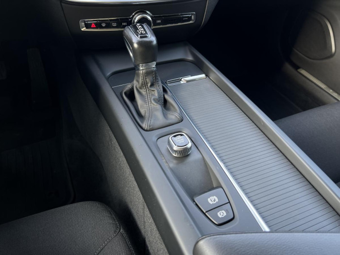 Volvo V60 D4 MOMENTUM Aut 1.maj. 2.0 d Momentum