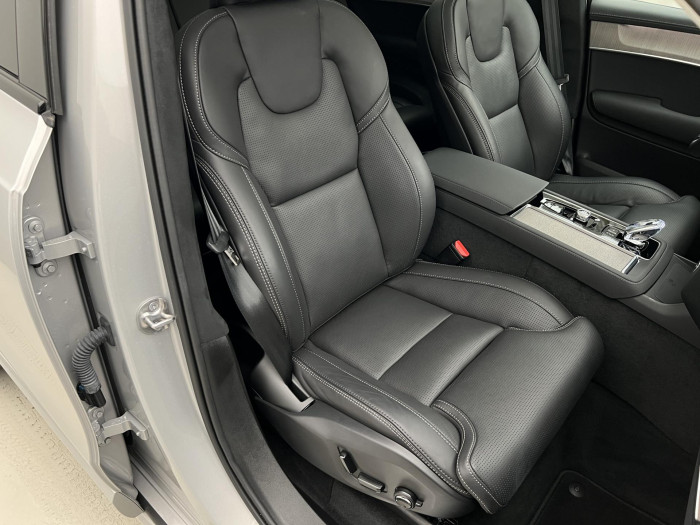 Volvo XC90 T8 AWD RECHARGE ULTRA DARK AUT