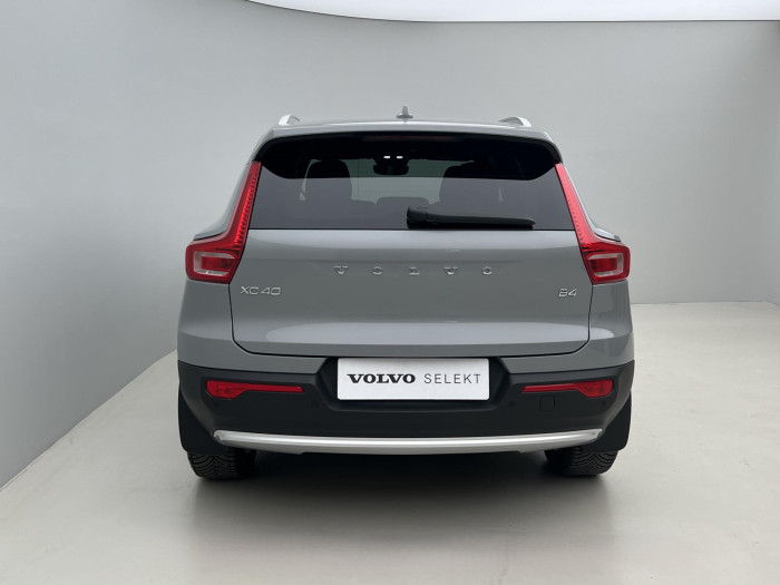 Volvo XC40 B4 CORE AUT 1.maj.