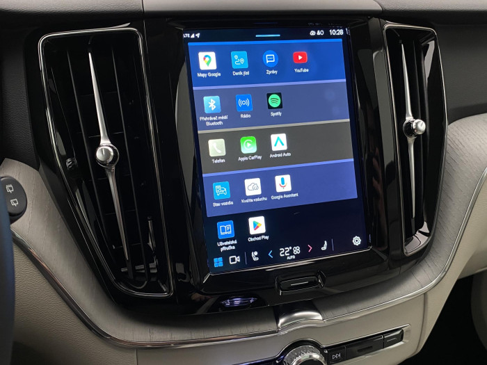 Volvo XC60 T6 AWD PLUG-IN DARK PLUS AUT