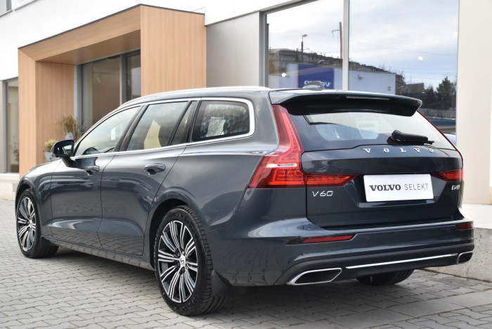Volvo V60 D4 INSCRIPTION AUT REZERVACE 2.0 d