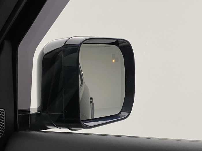 Land Rover Defender 110 P400 HSE AWD REZERVACE