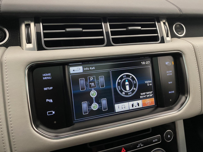 Land Rover Range Rover HYBRID AUTOBIOGRAPHY REZERVACE