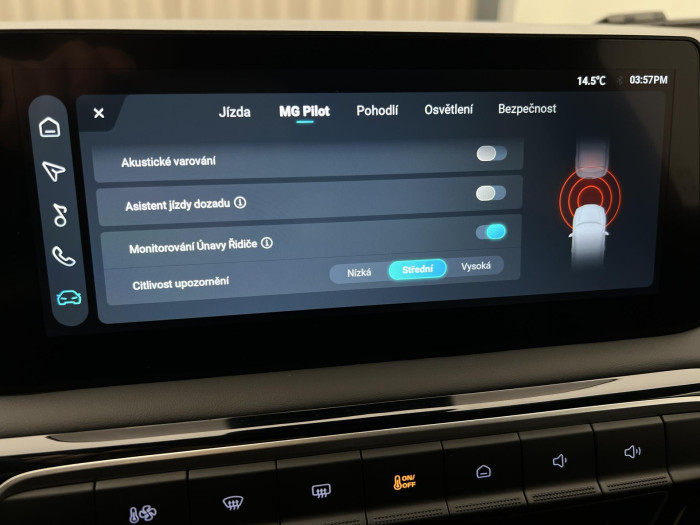 MG MG3 EXCLUSIVE HYBRID+ AUT CZ 1.maj 1.5 Exclusive