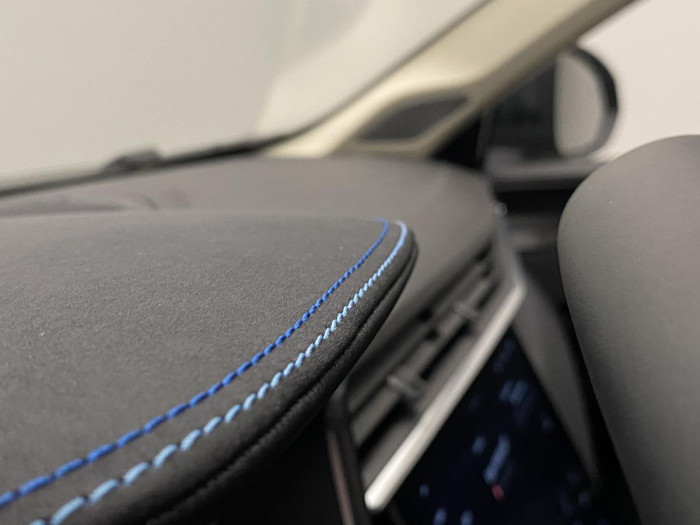 Lynk & Co 01 PHEV DCT AUT 1.maj. REZERVACE