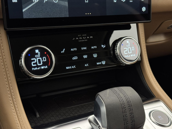 Jaguar F-Pace D200 SE AWD AUT 2.0 d SE