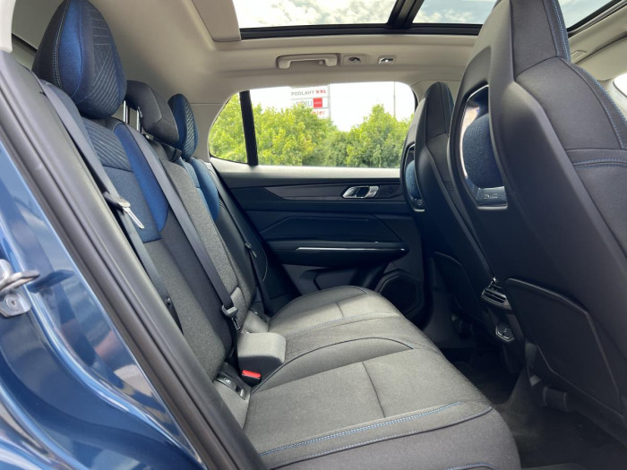 Lynk & Co 01 HEV Aut 1.maj.