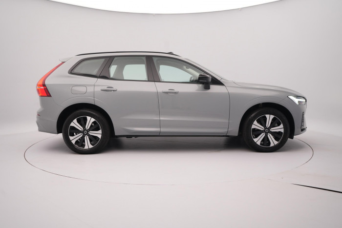 Volvo XC60 T6 AWD RECHARGE AUT CZ 1.maj