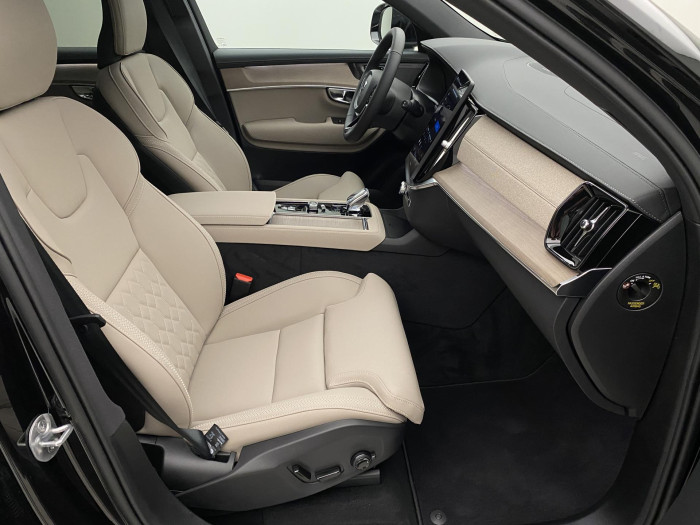 Volvo XC90 B5 AWD AUT BRIGHT PLUS 7míst