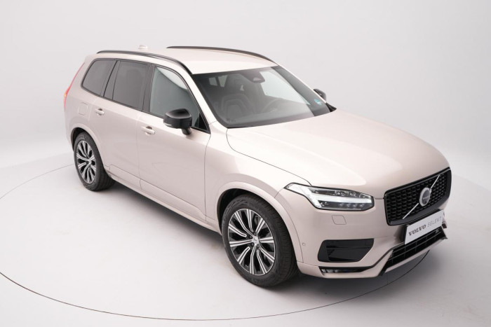 Volvo XC90 B5 AWD PLUS DARK REZERVACE