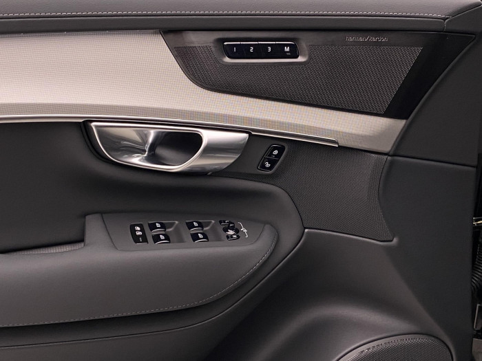 Volvo XC90 B5 AWD AUT BLACK EDITION PLUS