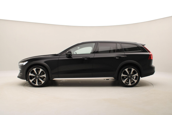 Volvo V60 CC B5 AWD MOMENTUM REZERVACE 2.0 CC CC Momentum
