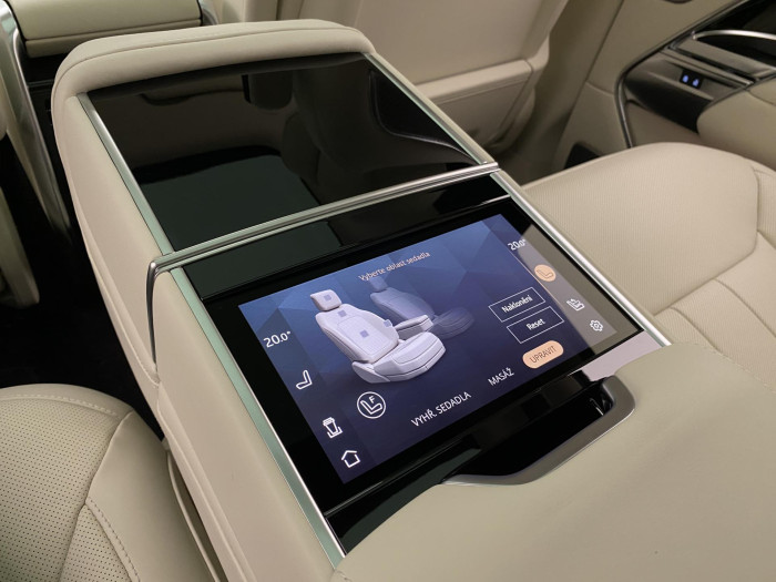 Land Rover Range Rover P530 AUTOBIOGRAPHY REZERVACE