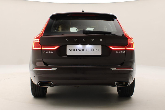 Volvo XC60 D5 AWD INSCRIPTION REZERVACE 2.0 d