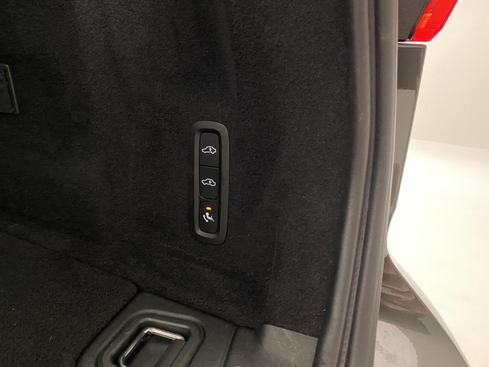 Volvo XC60 T6 AWD INSCRIPTION AUT CZ