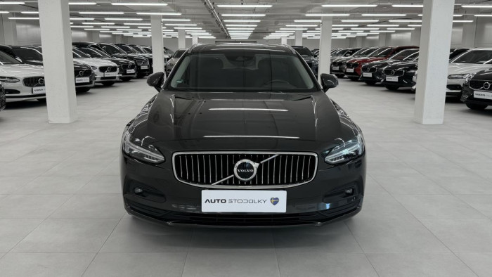 Volvo V90 B4 MOMENTUM PRO AUT 2.0 Momentum
