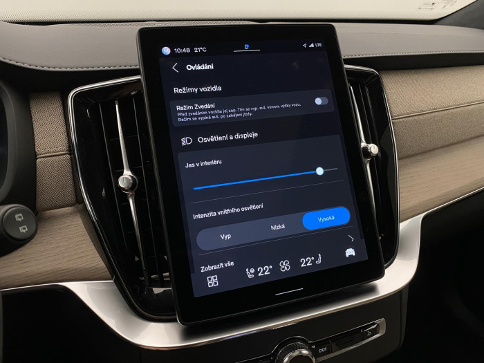 Volvo XC90 T8 AWD RECHARGE DARK ULTRA 7