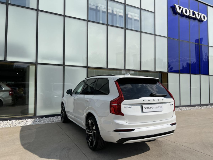 Volvo XC90 B5 AWD ULT. DARK REZERVACE