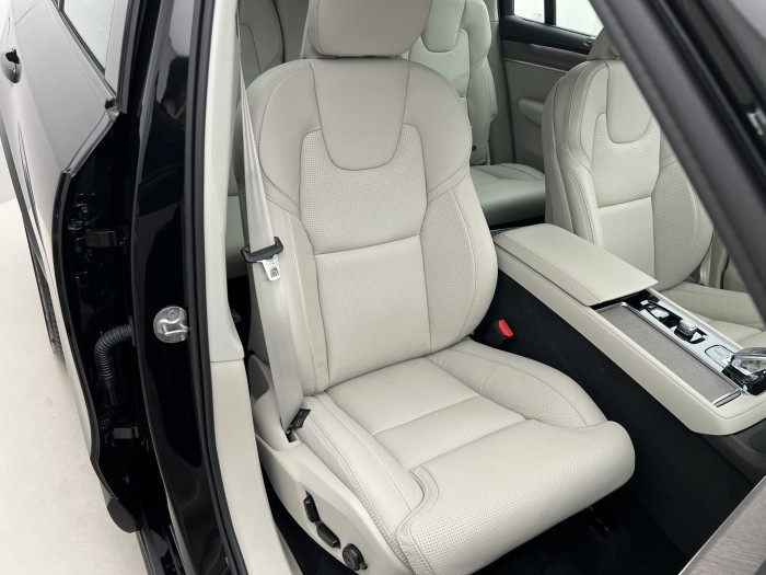 Volvo XC90 B5 AWD DARK PLUS AUT
