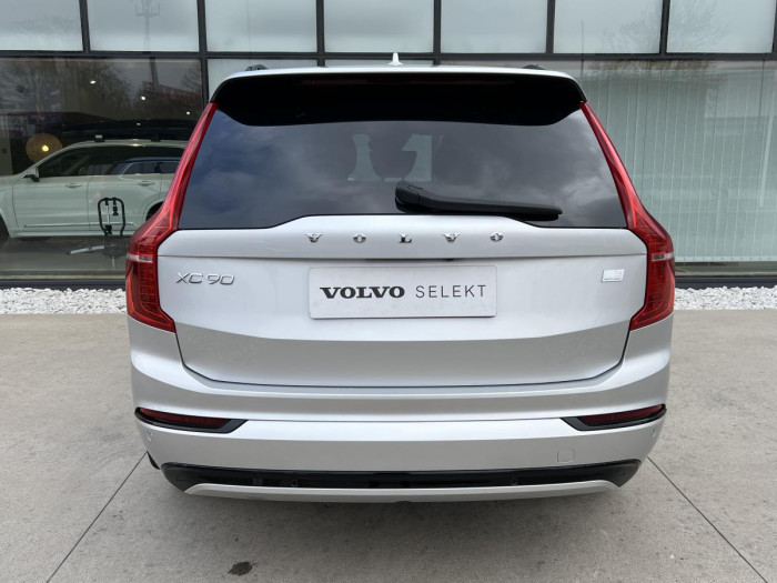 Volvo XC90 T8 AWD R-DESIGN Aut REZERVACE