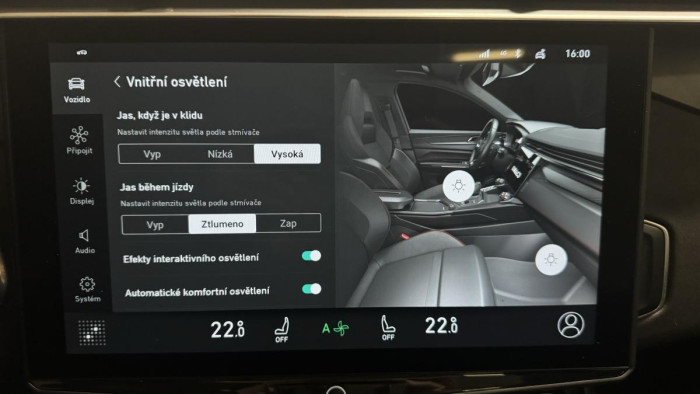 Lynk & Co 01 PHEV DCT AUT