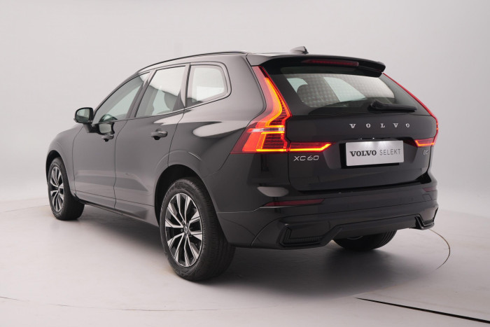 Volvo XC60 B5 AWD PLUS DARK AUT CZ 1.maj.