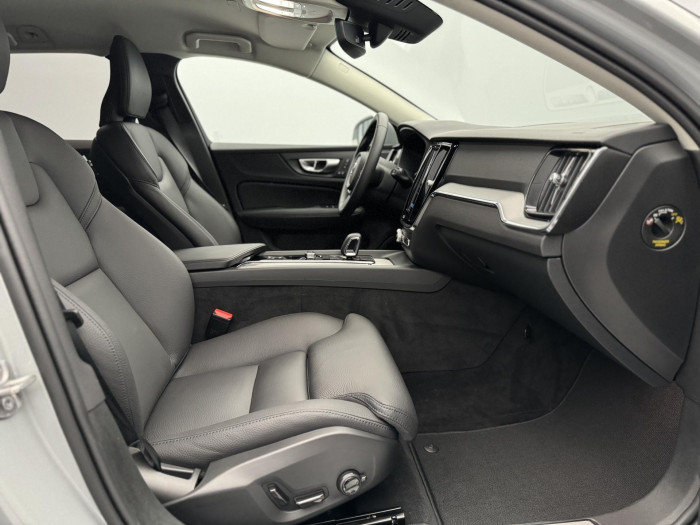 Volvo V60 CC B5 AWD BRIGHT AUT 1.maj 2.0 CC CC